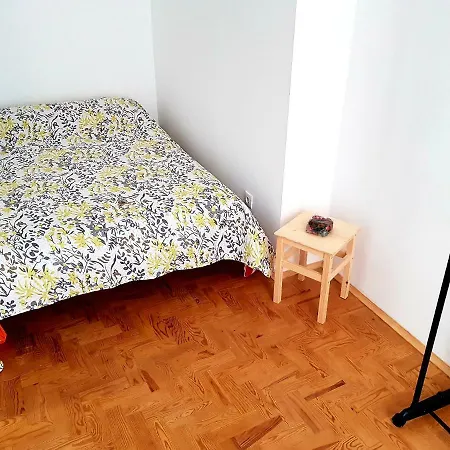 Apartment Dreaming *